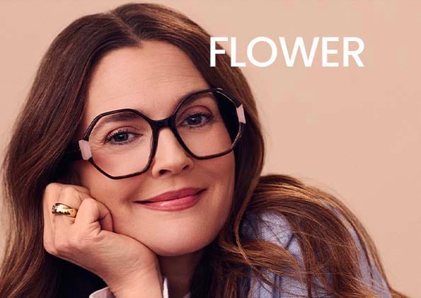 photo de Drew Barrymore portant des lunettes Flower