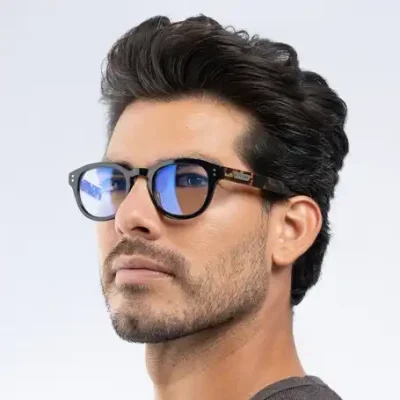 photo d'une paire de lunette Gunnar Emery portée par un homme